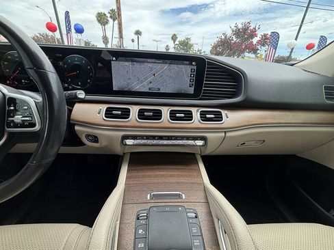 Used 2021 Mercedes-Benz GLE 350 w/ Premium Package image 23
