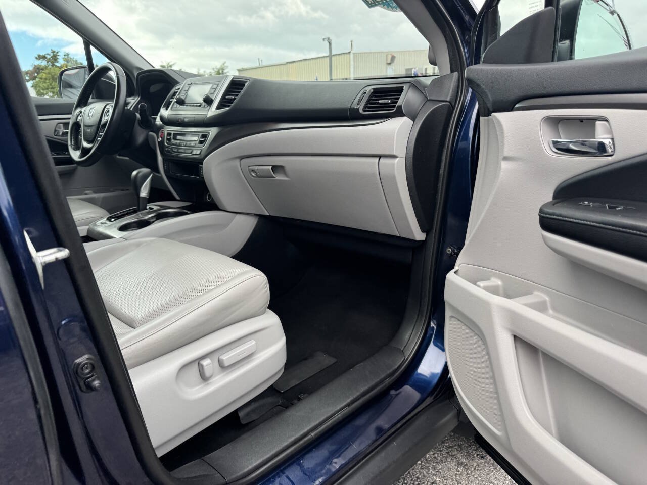 Used 2018 Honda Ridgeline RTL image 35