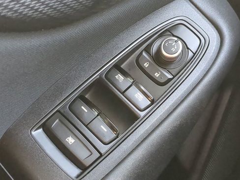 Used 2022 Subaru Outback Premium image 23