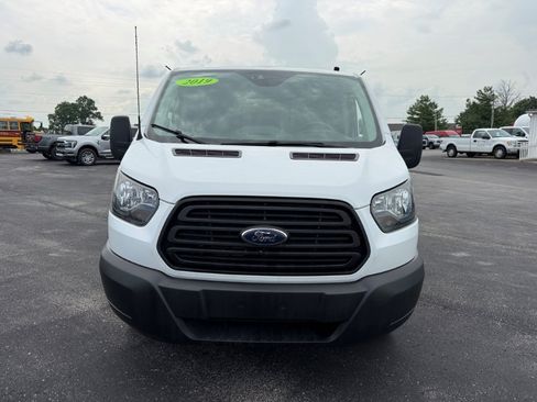 Used 2019 Ford Transit 150 130 Low Roof RWD image 3