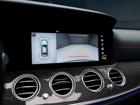 Used 2022 Mercedes-Benz E 53 AMG 4MATIC Sedan image 54