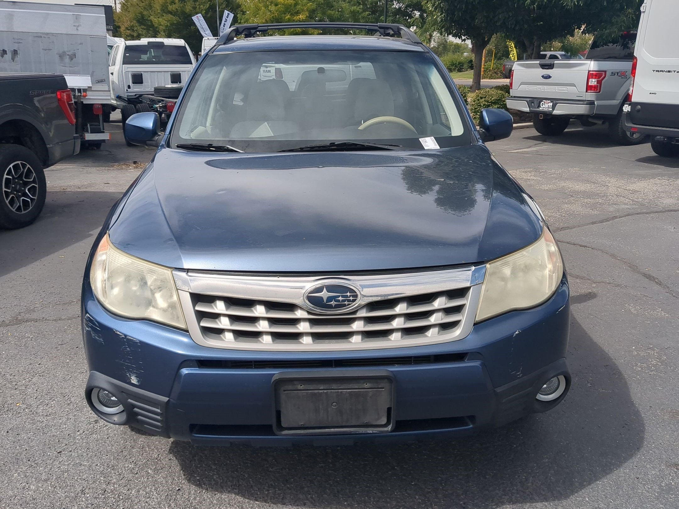 Used 2013 Subaru Forester 2.5X Premium w/ All-Weather Plus Pkg AWD/4WD image 11