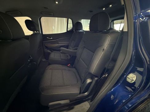 Certified 2023 GMC Acadia SLE w/ Driver Convenience Package image 23