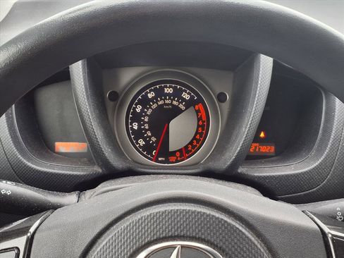 Used 2010 Scion xD image 14