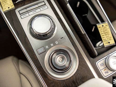 Used 2024 Genesis GV80 2.5T w/ Advanced Package image 32