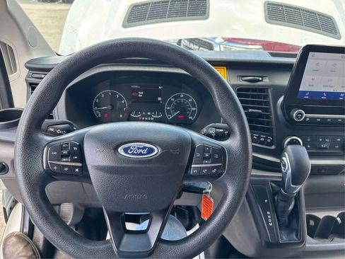 Used 2021 Ford Transit 150 Low Roof AWD image 18