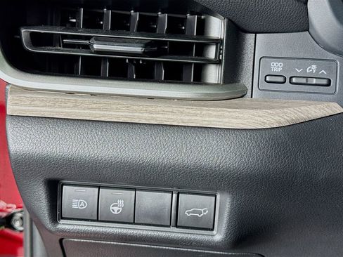 Used 2024 Toyota Grand Highlander Limited image 14