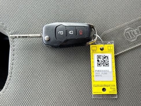 Used 2021 Ford F250 XLT AWD/4WD image 39