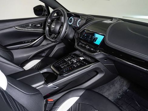 Used 2026 Aston Martin DBX 707 AWD/4WD image 17