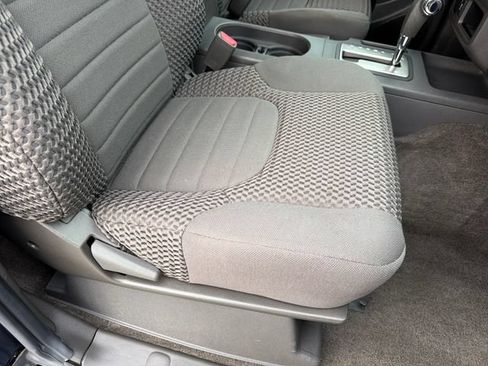 Used 2016 Nissan Frontier SV RWD image 26