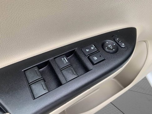 Used 2013 Honda Accord LX image 12