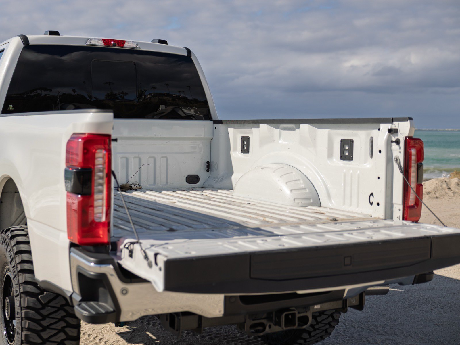 Used 2025 Ford F250 Lariat w/ Lariat Ultimate Package AWD/4WD image 17