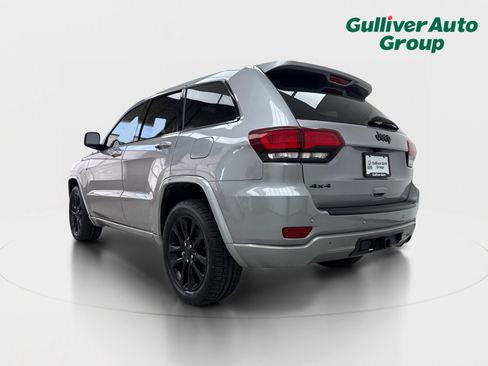 Used 2021 Jeep Grand Cherokee Laredo X AWD/4WD image 5