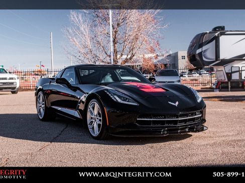 Used 2019 Chevrolet Corvette Stingray Coupe w/ Battery Protection Package image 1