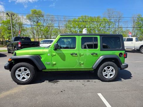 Used 2019 Jeep Wrangler Unlimited Sport S AWD/4WD image 11