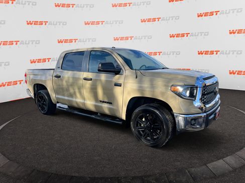 Used 2019 Toyota Tundra SR5 w/ SR5 Upgrade Package image 7