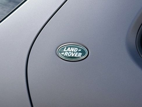 New 2026 Land Rover Discovery Limited Edition AWD/4WD image 47