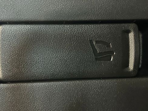 Used 2023 Hyundai Tucson Limited image 34