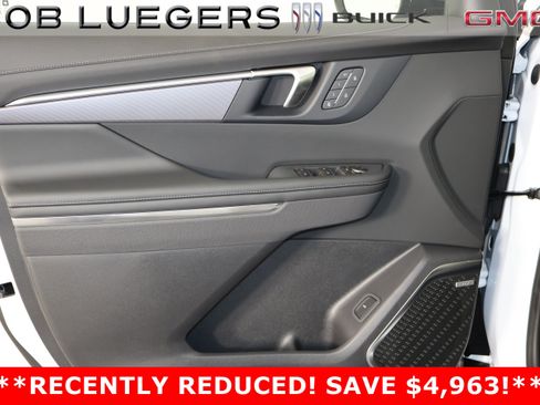 New 2026 Buick Enclave Sport Touring w/ Power Package FWD image 7