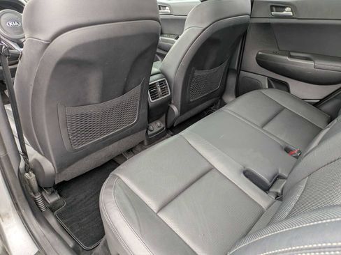 Used 2017 Kia Sportage EX w/ EX Technology Package image 18