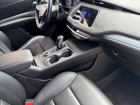 Used 2019 Cadillac XT4 Premium Luxury w/ Technology Package image 31