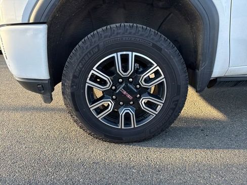 Used 2021 GMC Sierra 3500 AT4 w/ AT4 Premium Plus Package image 31