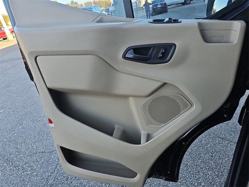 Used 2016 Ford Transit 250 148 High Roof Extended image 26