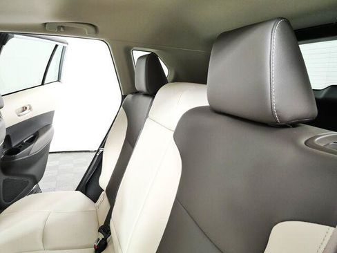 Used 2023 Toyota Corolla Cross XLE w/ Convenience Package AWD/4WD image 29