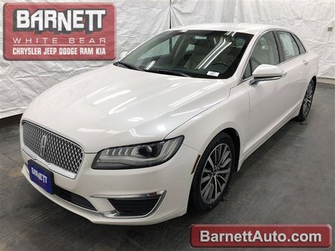 Used 2017 Lincoln MKZ Premiere image 1