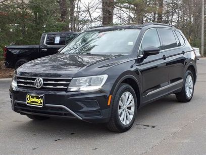 Used 2018 Volkswagen Tiguan SE w/ Panoramic Sunroof Package