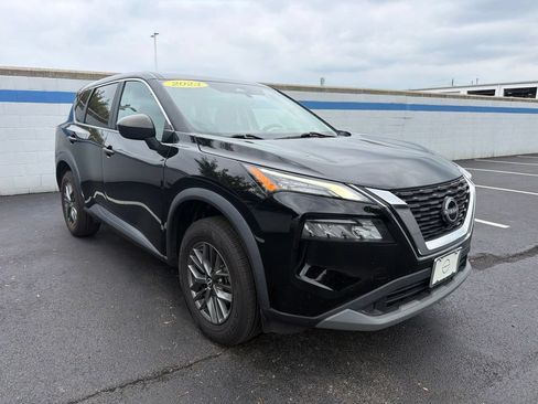 Used 2023 Nissan Rogue S FWD image 7