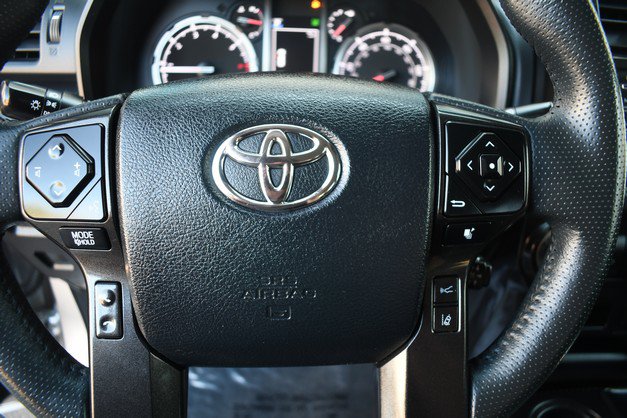 Certified 2023 Toyota 4Runner TRD Off-Road AWD/4WD image 30