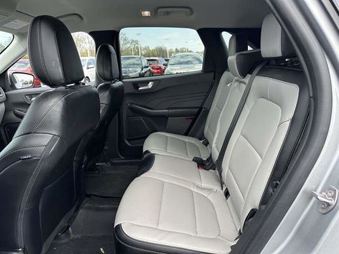 Used 2024 Ford Escape Platinum AWD/4WD image 12