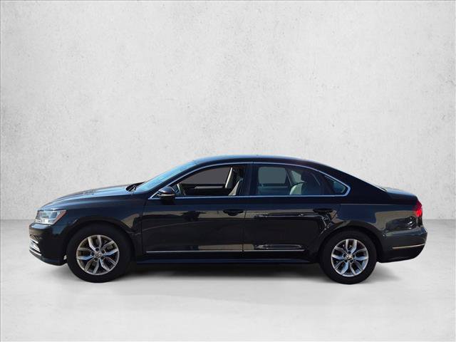 Used 2016 Volkswagen Passat 1.8T S FWD image 8