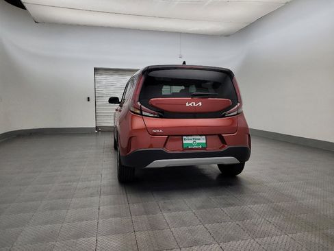Used 2023 Kia Soul LX image 6