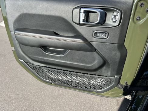 Used 2023 Jeep Gladiator Mojave w/ LED Lighting Group AWD/4WD image 22