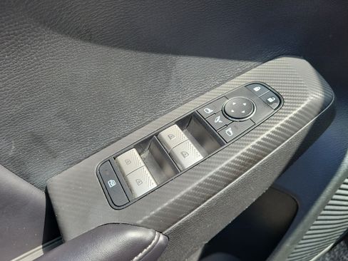 Used 2023 Mitsubishi Outlander SE FWD image 15