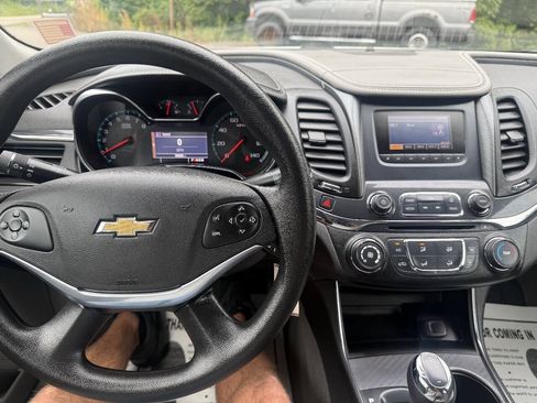 Used 2014 Chevrolet Impala LS w/ LS Convenience Package FWD image 9