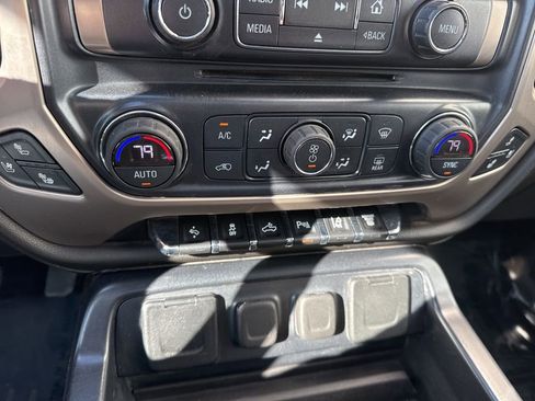 Used 2017 GMC Sierra 2500 Denali image 21