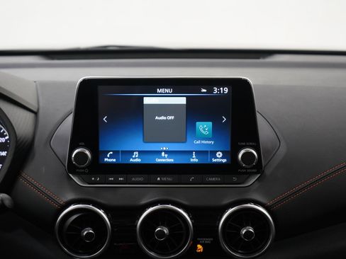 Used 2022 Nissan Sentra SR w/ SR Premium Package image 14