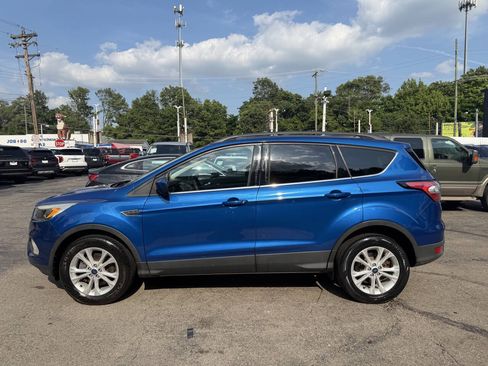 Used 2018 Ford Escape SE AWD/4WD image 5