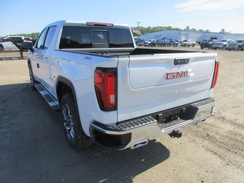 New 2026 GMC Sierra 1500 SLT w/ SLT Premium Plus Package AWD/4WD image 9