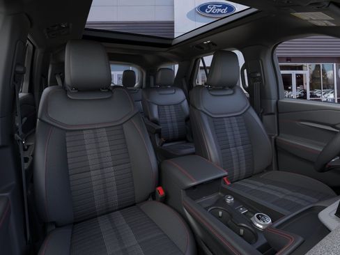 New 2026 Ford Explorer ST-Line AWD/4WD image 13