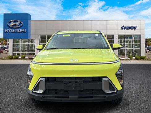 Used 2024 Hyundai Kona SEL image 2