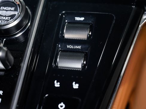 New 2026 Aston Martin V8 Vantage S image 32