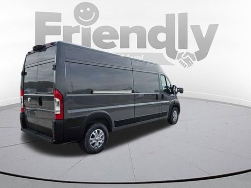Used 2025 RAM ProMaster 2500 w/ Quick Order Package 22G SLT FWD image 5