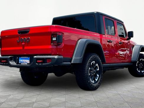 Used 2026 Jeep Gladiator Rubicon AWD/4WD image 7