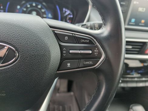 Used 2019 Hyundai Santa Fe Limited image 18