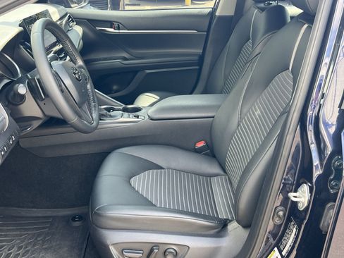 Used 2022 Toyota Camry SE AWD/4WD image 13
