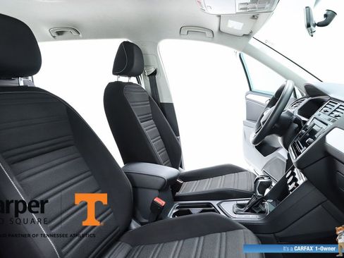 Used 2022 Volkswagen Tiguan S image 35